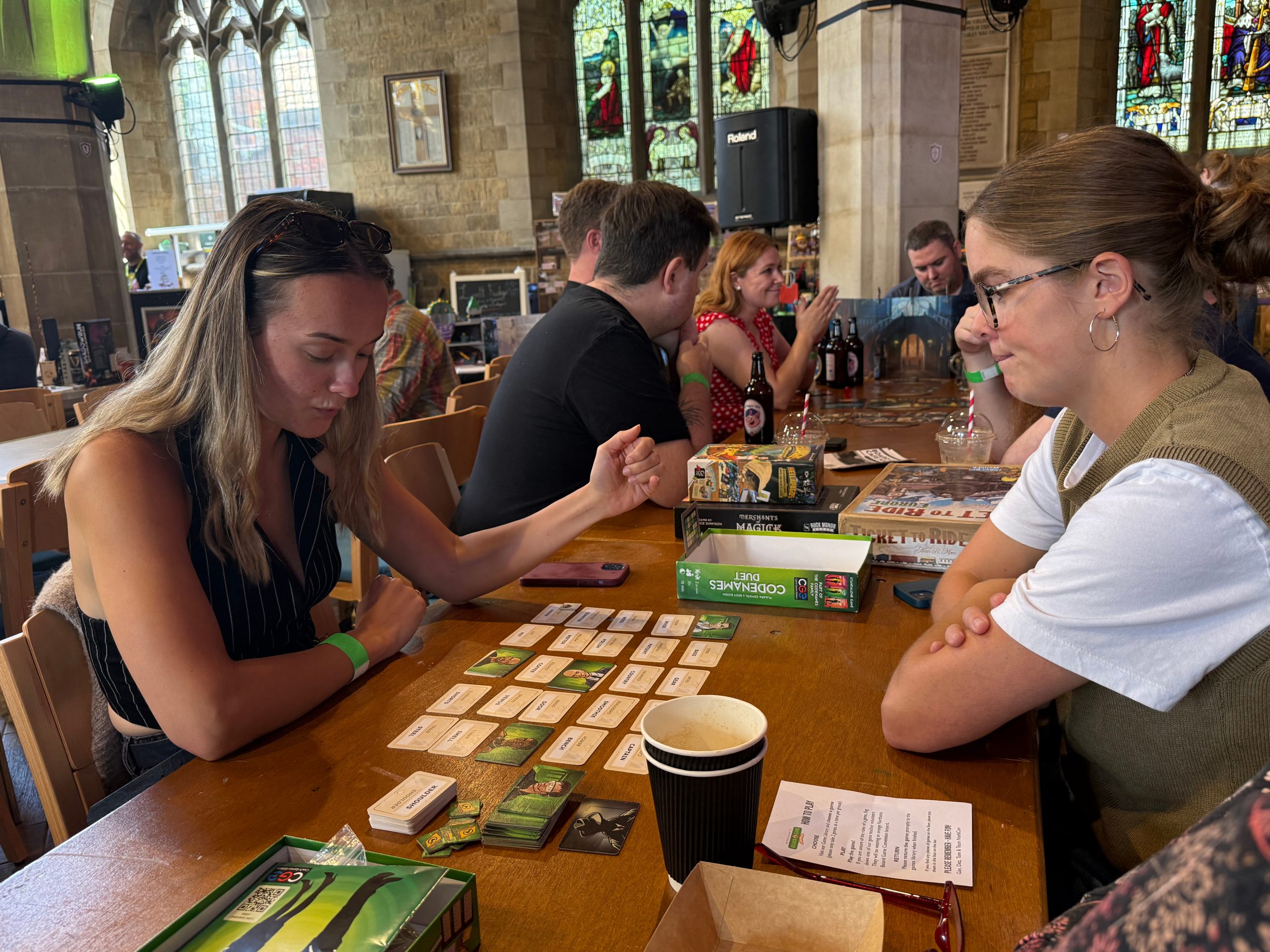 Julia and Daisy playing Codenames Duet