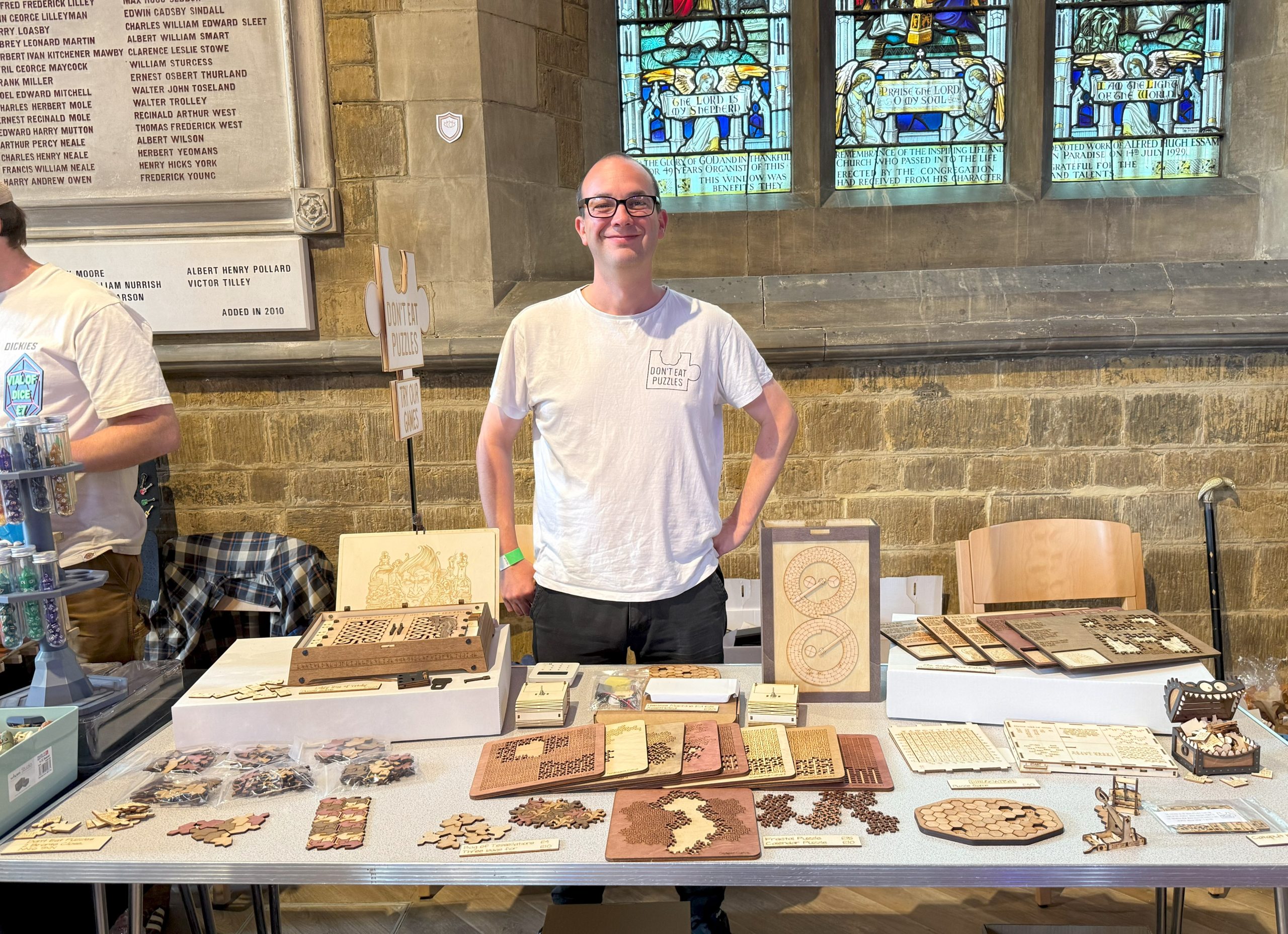 Martin Raynsford creates laser cut wooden puzzle bozes as Don_t Eat Puzzles